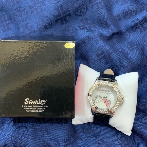 Hello Kitty Watch by Kimora Lee  Simmons - Picture 4 of 12